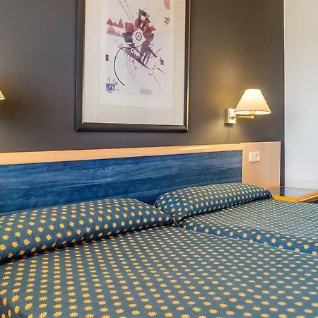 Vistasol Aparthotel 3*